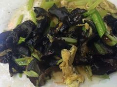 -清真磊磊烧烤老店(饮虎池街34号店)