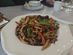 -鹤鸣嘉印象饭店(东市场小区店)