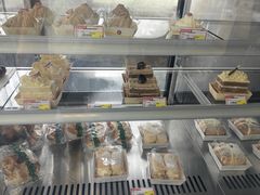 -巴黎贝甜(大宁国际商业广场店)