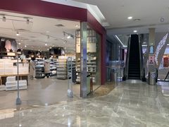 店内环境-杭州西湖银泰百货