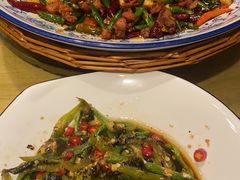 青椒干煸兔-赤宴·川菜(玉林店)