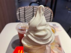 -麦当劳(欢乐谷店)