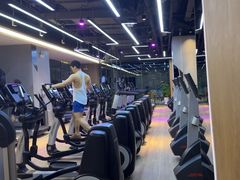 -威克健身游泳(万菱汇店)