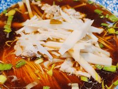 扁尖肉丝面-伟记奥面馆(白塔东路店)