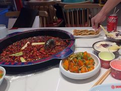-何师傅美蛙鱼头(汉街店)