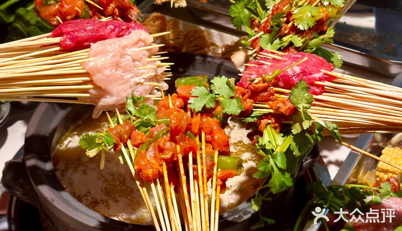 啊啊啊杭州首店！！不用去武汉！终于能吃上传说中的烫锅鲜了‼️