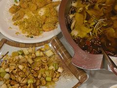 -鑫巴蜀小镇 · 水煮鱼专研店(玉桥店)