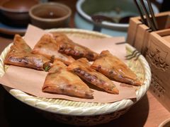 -吃饭皇帝大(长宁龙之梦店)