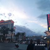 喜欢拉丝的蓝天白云与夕阳余晖，特别心旷神怡