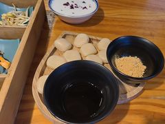 -勺子米线·云南传统小吃市集(四方街店)