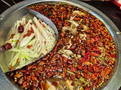 -谭公鱼头·鲜鱼火锅·小龙虾·江湖菜(秀沿路店)