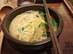 -良米山·云南野生菌过桥米线(上海首店)