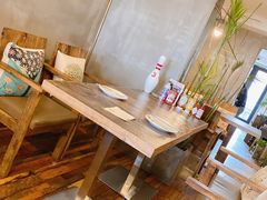 -HIGH FIVE哈福手工汉堡(桂林路店)