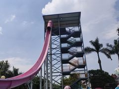 -大河马水上世界