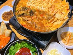 -山海珍味韩国料理(奥城店)