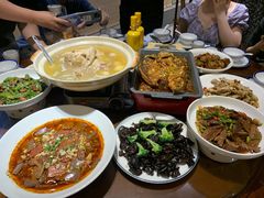 -房县土本味土鸡汤特色餐厅(沌口店)