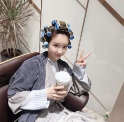 -Rise Hair上升造型