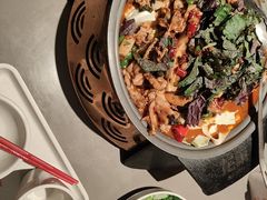 -龙巢盱眙龙虾·牛蛙·烧烤宵夜(八卦岭店)