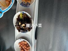 -凤凰湘语·平价海鲜餐厅(浦东旗舰店)