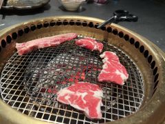 -铭牛烧肉·和牛海鲜自助(高新月牙湖店)