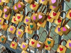 -比斯特上海购物村精品奥特莱斯