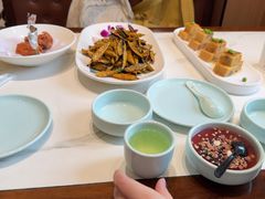 -梅利汴京烤鸭•开封豫菜地标店(东大街店)