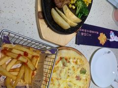 水果披萨-夏日玛莉西餐厅(金茂览秀城店)