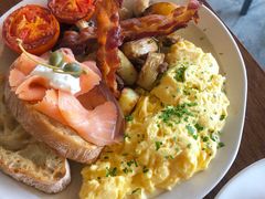 全套早餐-ROAST coffee & eatery