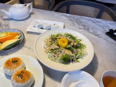 膳食鲜蔬沙拉-东南里湖景餐厅·新闽菜(浦西万达店)