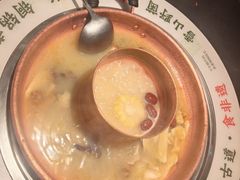 -菌自由丨野生菌火锅特色庭院餐厅(丽江古城店)