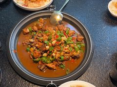 -侯志伟老街炒鸡(广济街店)