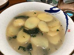 -洞庭土菜小炒馆(易发广场店)