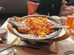-鸣记脆皮烤鱼·海鲜烤鱼(三八广场店)