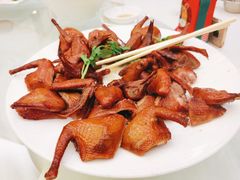 红烧乳鸽-黄埔华苑酒家(黄埔店)