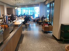 -星巴克臻选(周浦万达店)