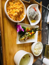 -卓玥国际月子会所(罗山路店)