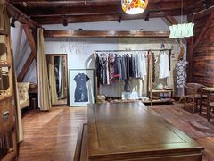 -良友书坊(安徽路店)