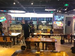 大堂-马路牙子地桌烤肉(工体店)