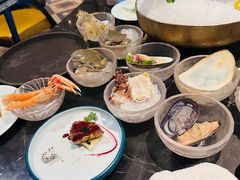 -半岛翡丽海鲜自助餐厅(观风亭店)