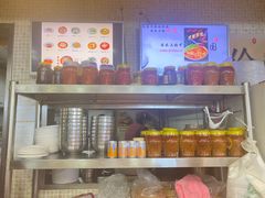 -红鼻子桂林米粉(金唐新光界店)