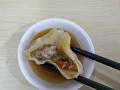 -莱莱小笼·乔艾