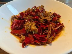 -临界音乐酒馆·小龙虾·江湖菜(华熙LIVE·鱼洞店)