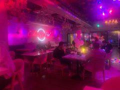 -樱花里音乐餐吧·牛扒椰子鸡(东圃店)