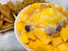 芒果芋圆牛奶绵绵冰-水牛奶皇后糖水铺(深圳总店)