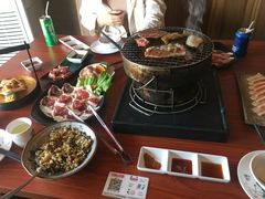 -山之屋炭火烧肉·生啤畅饮(大朗万科中央公园店)