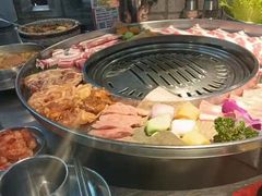 -哈哈碳都·牛肋条无限自助烤肉(宝龙店)