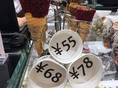 -VENCHI 闻绮(上海佛罗伦萨小镇店)