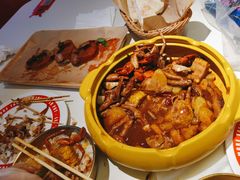 -多嘴肉蟹煲(万达店)