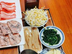 -沸炉重庆老火锅(军事博物馆店)