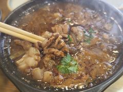-三鞭一花·独一处·元英砂锅(海光寺店)